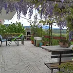 Fabris דירה Roč